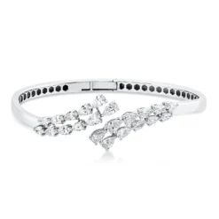 Armreif aus 750 Weißgold 22 Diamanten Tropfen-Schliff 2,59ct F-VSI 46x55mm