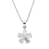 Collier aus 750 Weißgold 5 Diamanten Tropfen-Schliff 0,76ct TW-VSI L:45cm