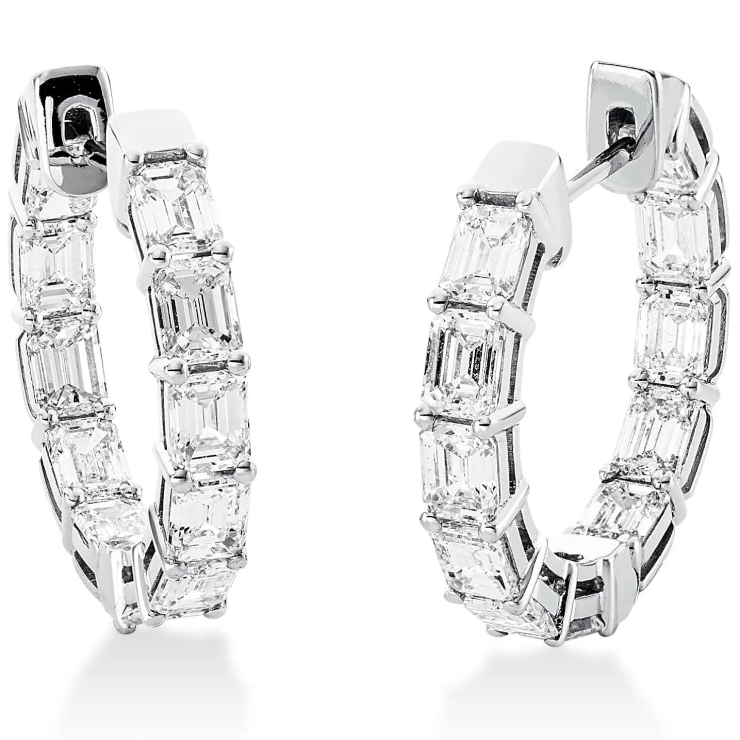 Creolen aus 750 Weißgold 22 Diamanten Smaragd-Schliff 5,14ct F-VSI 22,7x3,5mm