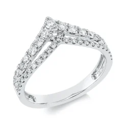 Ring aus 750 Gold Weißgold 42 Diamanten 0,53ct TW-SI B:9mm