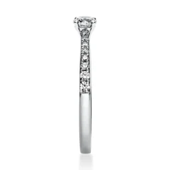 Ring aus 585 Gold Weißgold mit 17 Diamanten Brillanten 0,37 Ct. 4er-Krappe