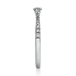 Ring aus 750 Gold Weißgold mit 17 Diamanten Brillanten 0,30 Ct. 4er-Krappe