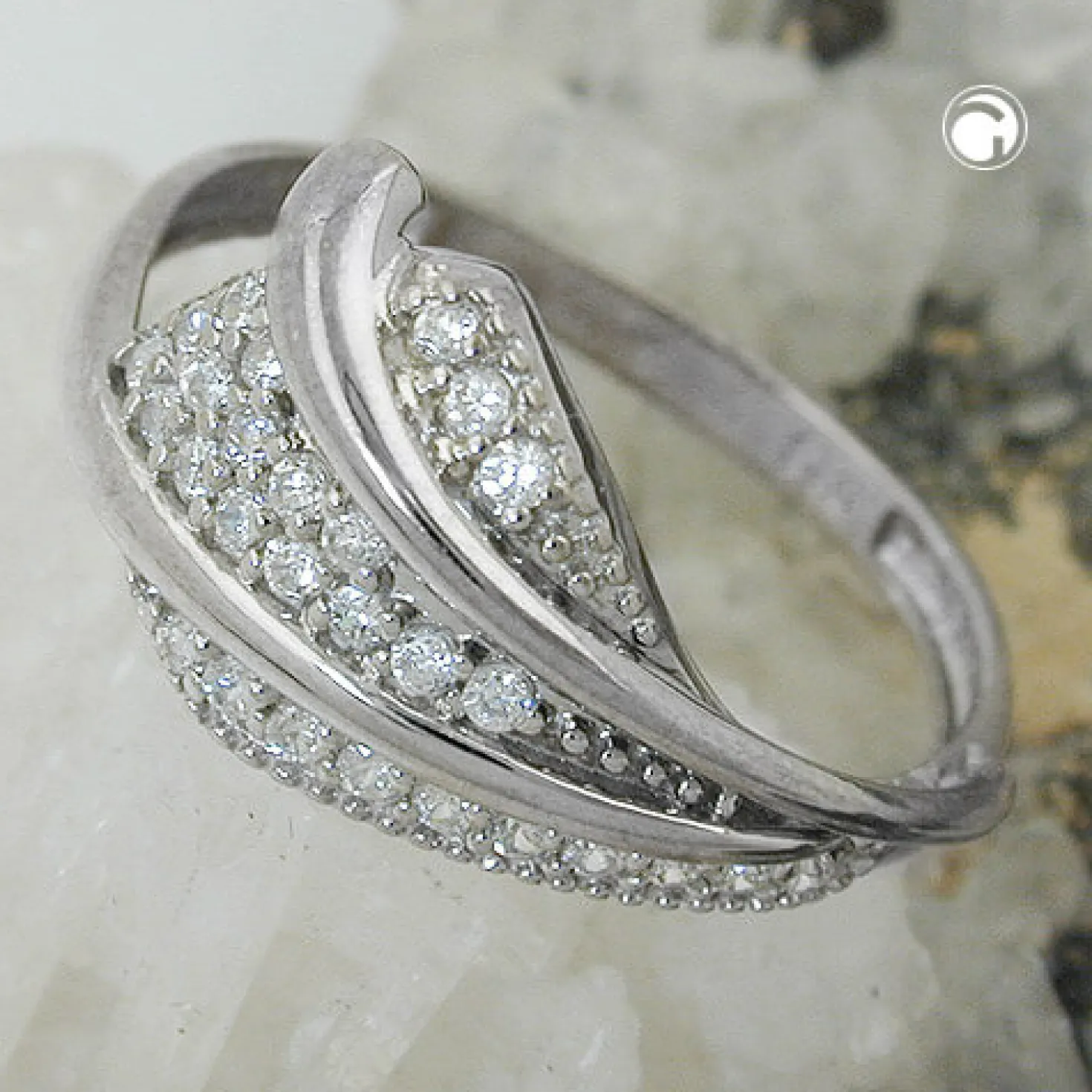 Ring Damenring mit vielen weißen Zirkonia besetzt 925 Silber